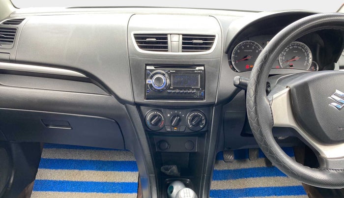 2014 Maruti Swift VXI, Petrol, Manual, 72,798 km, Air Conditioner