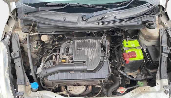 2014 Maruti Swift VXI, Petrol, Manual, 72,798 km, Open Bonet