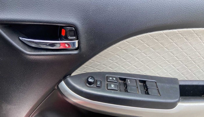 2016 Maruti Baleno DELTA PETROL 1.2, Petrol, Manual, 70,763 km, Driver Side Door Panels Control