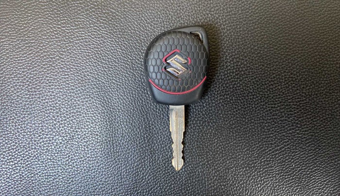 2016 Maruti Baleno DELTA PETROL 1.2, Petrol, Manual, 70,763 km, Key Close Up
