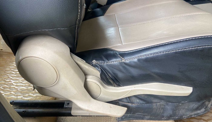 2018 Maruti Dzire VDI, Diesel, Manual, 96,988 km, Driver Side Adjustment Panel