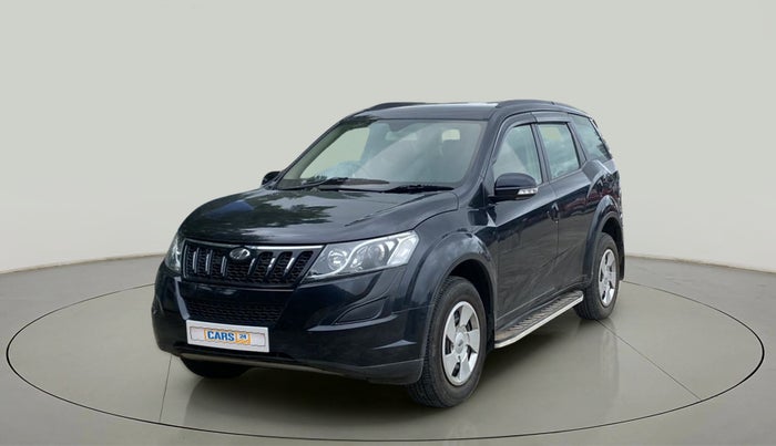 2015 Mahindra XUV500 W6, Diesel, Manual, 64,832 km, Left Front Diagonal