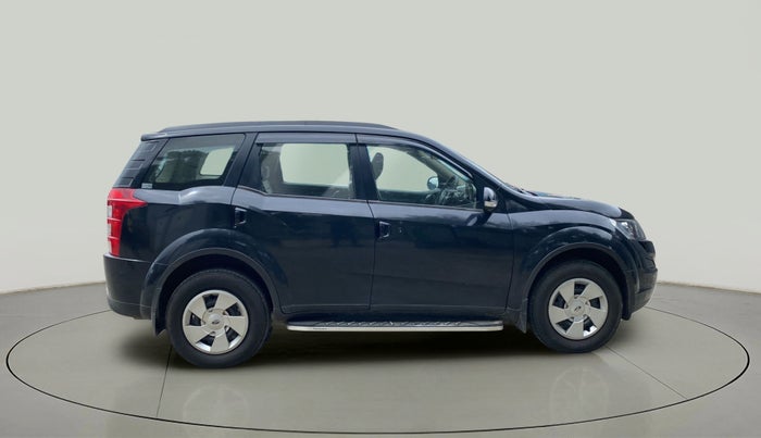 2015 Mahindra XUV500 W6, Diesel, Manual, 64,832 km, Right Side