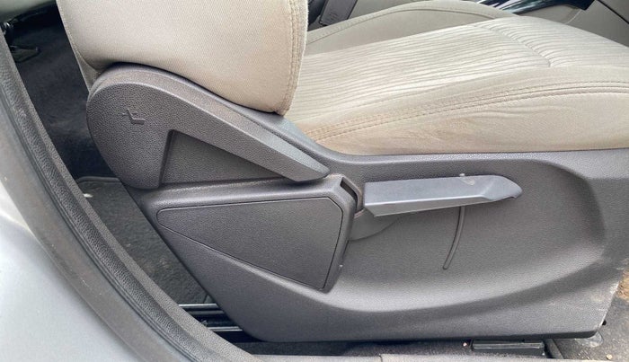2016 Ford Ecosport TITANIUM 1.5L PETROL AT, Petrol, Automatic, 42,640 km, Driver Side Adjustment Panel