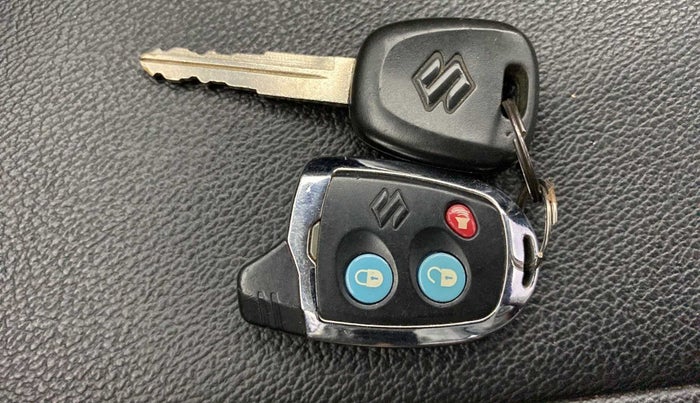 2015 Maruti Wagon R 1.0 LXI, Petrol, Manual, 36,713 km, Key Close Up