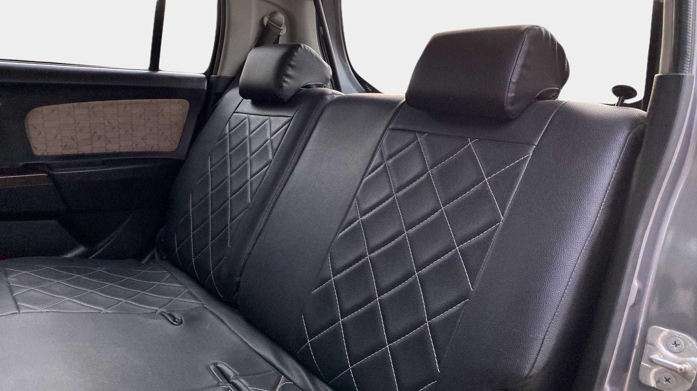 2018 Maruti Wagon R 1.0 VXI, Petrol, Manual, 30,870 km, Right Side Rear Door Cabin