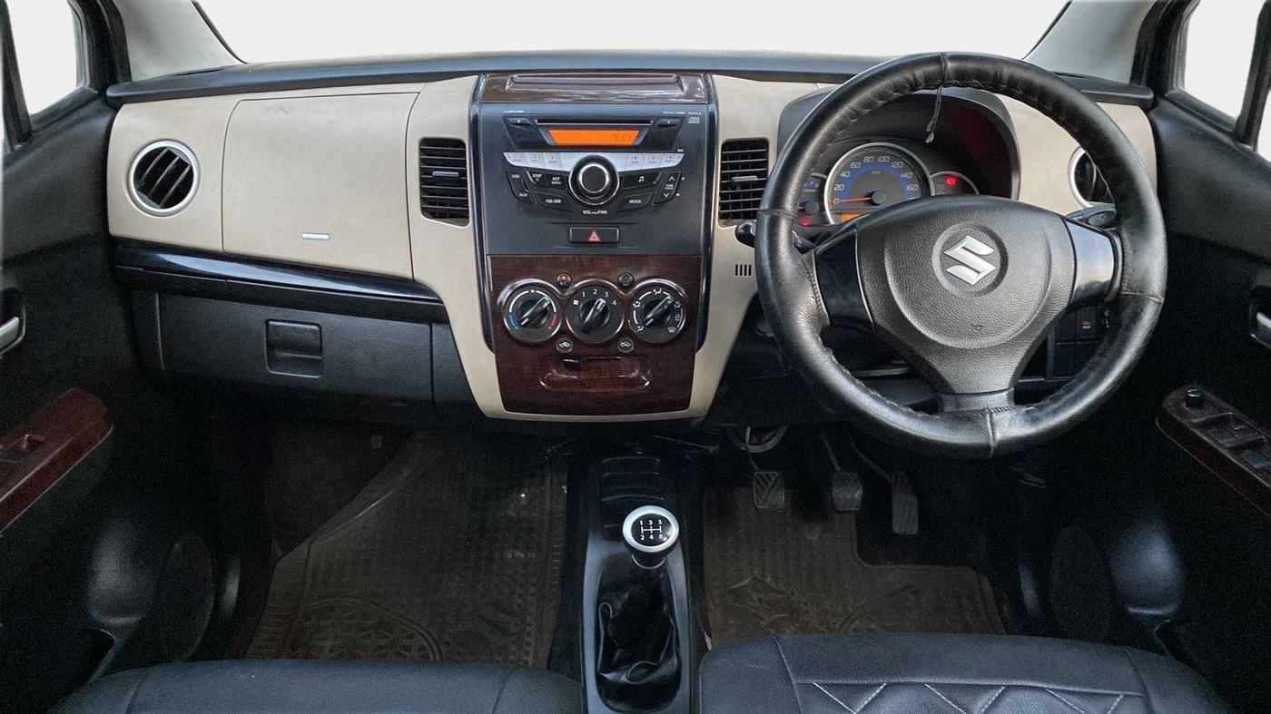 2018 Maruti Wagon R 1.0 VXI, Petrol, Manual, 30,870 km, Dashboard