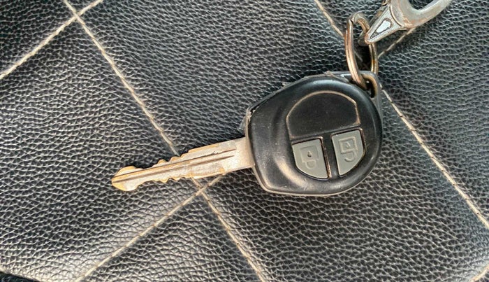 2018 Maruti Wagon R 1.0 VXI, Petrol, Manual, 30,870 km, Key Close Up