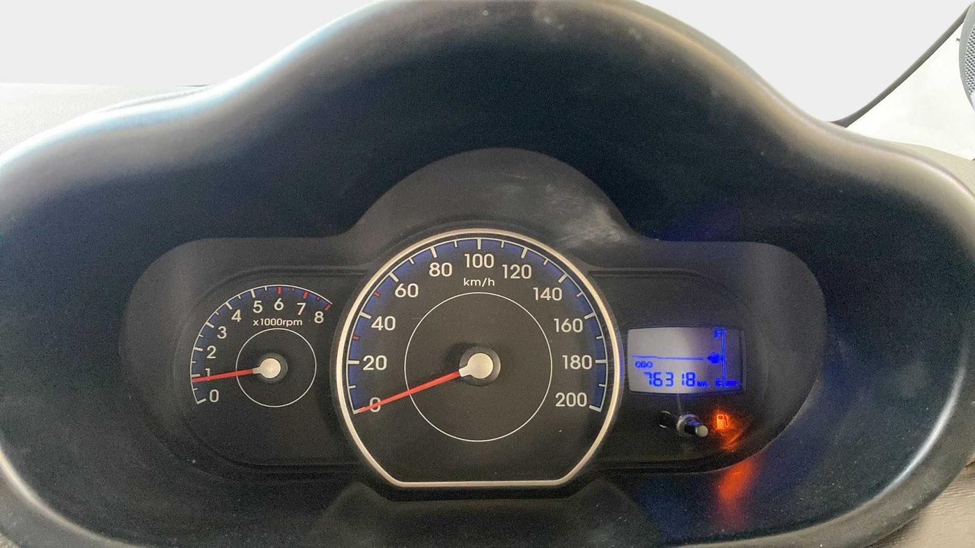 2015 Hyundai i10 SPORTZ 1.1, Petrol, Manual, 76,290 km, Odometer Image