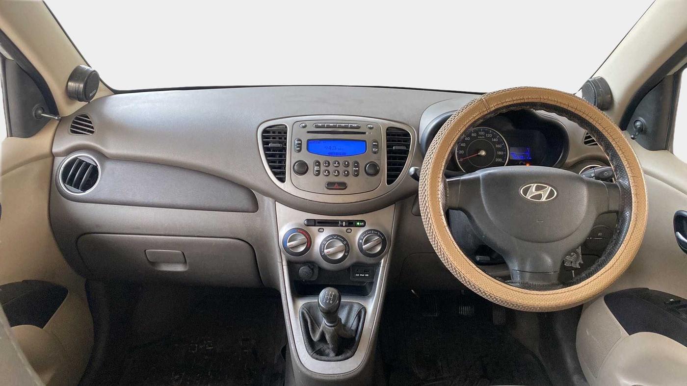 2015 Hyundai i10 SPORTZ 1.1, Petrol, Manual, 76,290 km, Dashboard