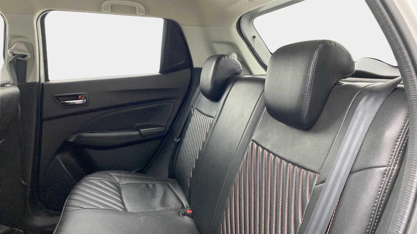 2021 Maruti Swift ZXI, Petrol, Manual, 42,308 km, Right Side Rear Door Cabin