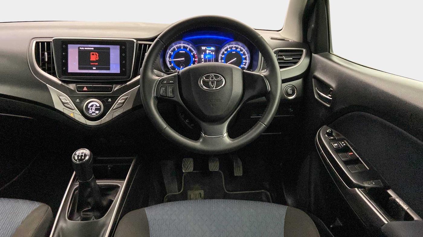 2019 Toyota Glanza V, Petrol, Manual, 14,642 km, Steering Wheel Close Up