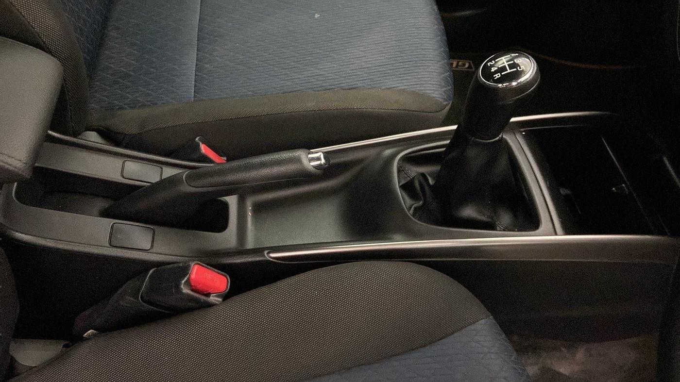 2019 Toyota Glanza V, Petrol, Manual, 14,642 km, Gear Lever