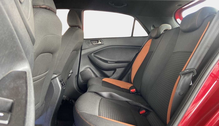 2018 Hyundai i20 Active 1.2 SX, Petrol, Manual, 66,188 km, Right Side Rear Door Cabin