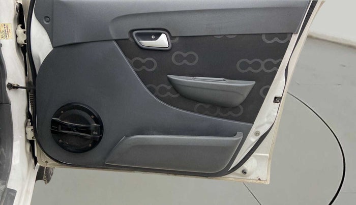 2015 Maruti Alto 800 LXI, Petrol, Manual, 30,302 km, Driver Side Door Panels Control