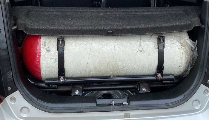 2014 Maruti Wagon R 1.0 LXI CNG, CNG, Manual, 82,634 km, Boot Inside
