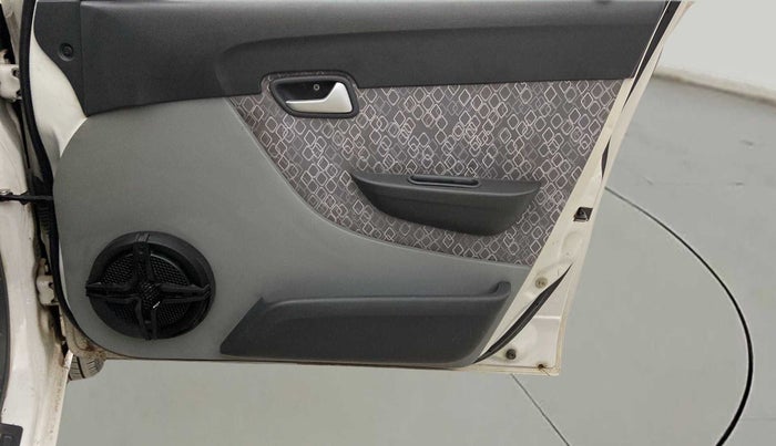 2016 Maruti Alto 800 LXI, Petrol, Manual, 97,698 km, Driver Side Door Panels Control