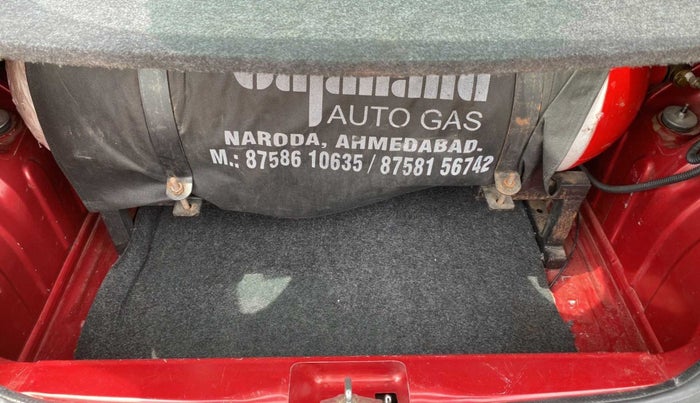 2018 Renault Kwid RXL, CNG, Manual, 89,464 km, Boot Inside