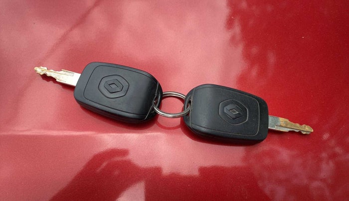 2018 Renault Kwid RXL, CNG, Manual, 89,464 km, Key Close Up