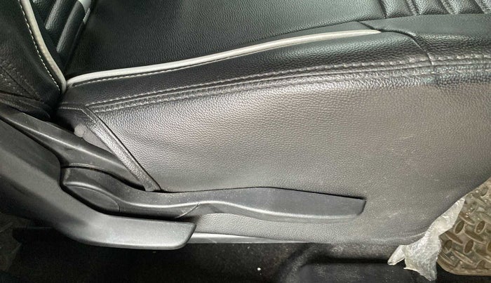 2020 Maruti Swift ZXI AMT, Petrol, Automatic, 32,311 km, Driver Side Adjustment Panel