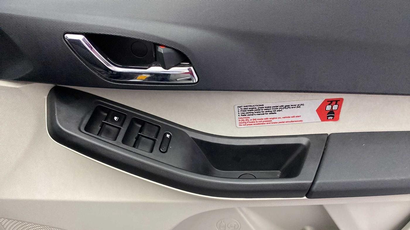 2023 Tata Tiago XZA PLUS PETROL, Petrol, Automatic, 14,762 km, Driver Side Door Panels Control