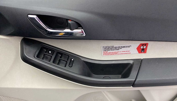 2023 Tata Tiago XZA PLUS PETROL, Petrol, Automatic, 14,762 km, Driver Side Door Panels Control