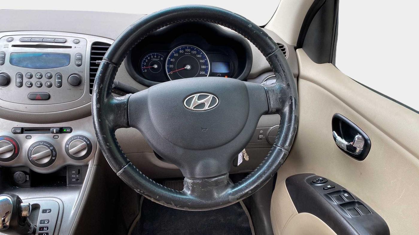 2012 Hyundai i10 SPORTZ 1.2 AT, Petrol, Automatic, 39,876 km, Steering Wheel Close Up