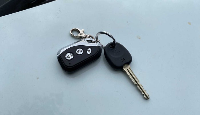 2012 Hyundai i10 SPORTZ 1.2 AT, Petrol, Automatic, 39,876 km, Key Close Up