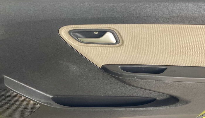 2019 Maruti Alto VXI, Petrol, Manual, 52,546 km, Driver Side Door Panels Control