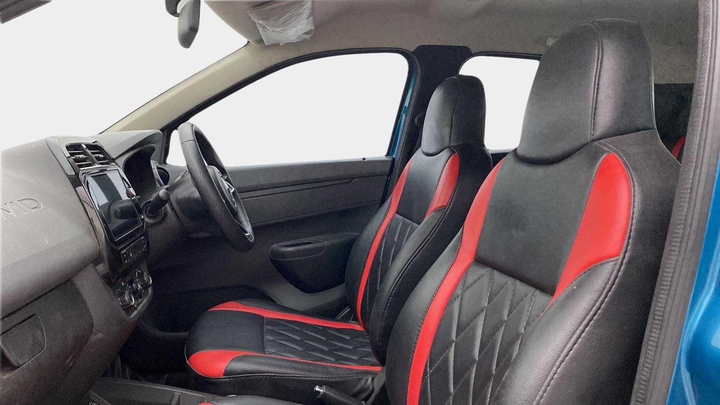 2020 Renault Kwid RXT 1.0 AMT, Petrol, Automatic, 29,766 km, Right Side Front Door Cabin