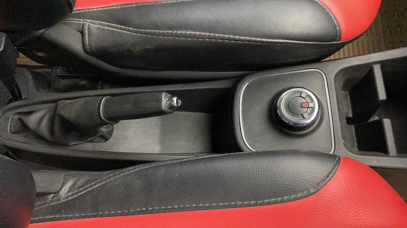 2020 Renault Kwid RXT 1.0 AMT, Petrol, Automatic, 29,766 km, Gear Lever