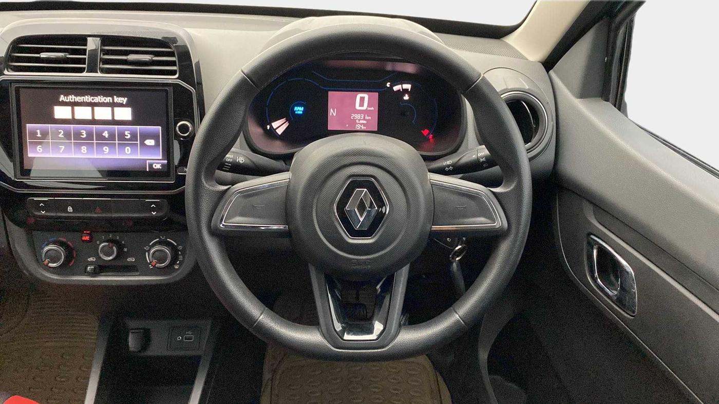2020 Renault Kwid RXT 1.0 AMT, Petrol, Automatic, 29,766 km, Steering Wheel Close Up