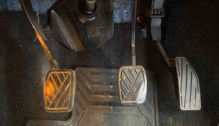 2021 Maruti XL6 ZETA MT, Petrol, Manual, 39,345 km, Pedals