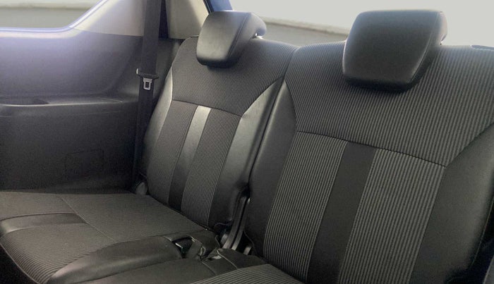 2021 Maruti XL6 ZETA MT, Petrol, Manual, 39,345 km, Third Seat Row ( optional )