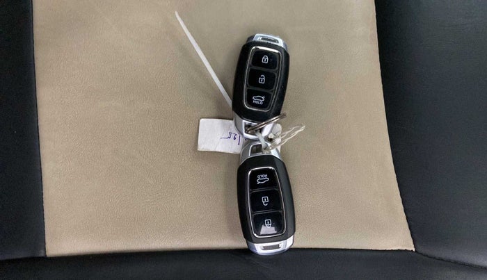 2019 Hyundai Verna 1.6 VTVT SX, Petrol, Manual, 56,087 km, Key Close Up