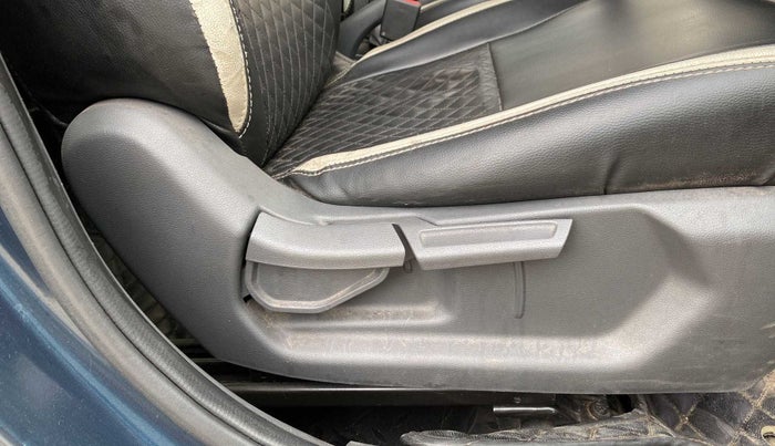 2021 Hyundai GRAND I10 NIOS ASTA AMT 1.2 KAPPA VTVT, Petrol, Automatic, 22,615 km, Driver Side Adjustment Panel