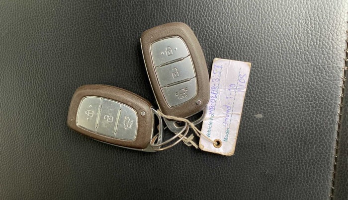 2021 Hyundai GRAND I10 NIOS ASTA AMT 1.2 KAPPA VTVT, Petrol, Automatic, 22,615 km, Key Close Up