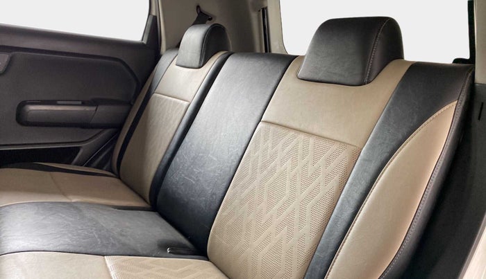 2020 Maruti New Wagon-R VXI 1.0, Petrol, Manual, 30,534 km, Right Side Rear Door Cabin