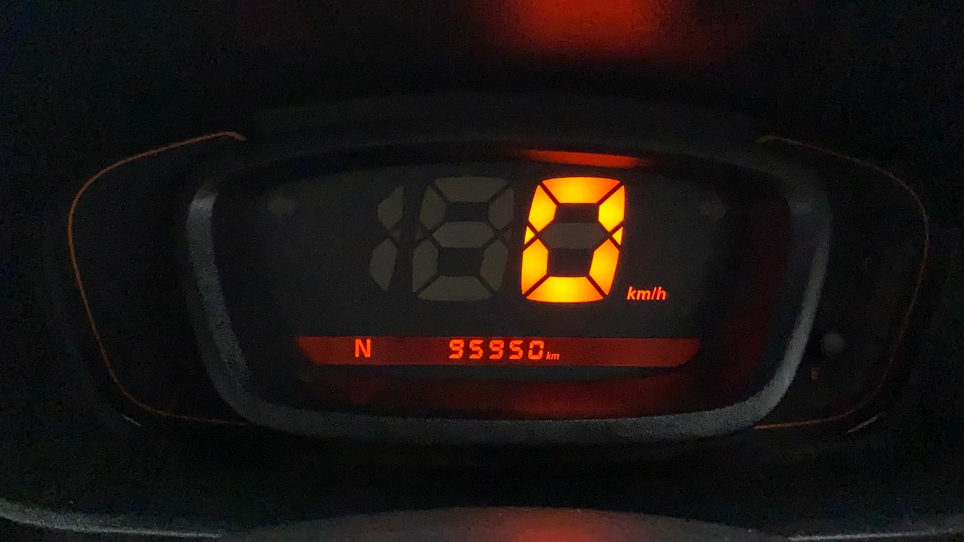 2017 Renault Kwid RXT 1.0 AMT (O), Petrol, Automatic, 95,950 km, Odometer Image
