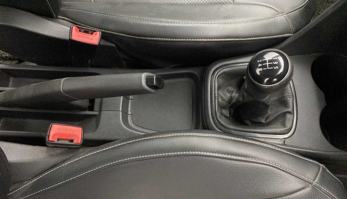 2019 Volkswagen Ameo COMFORTLINE 1.0L, Petrol, Manual, 57,667 km, Gear Lever