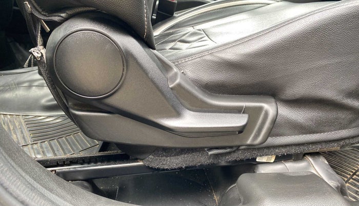 2018 Maruti Baleno DELTA PETROL 1.2, Petrol, Manual, 52,001 km, Driver Side Adjustment Panel