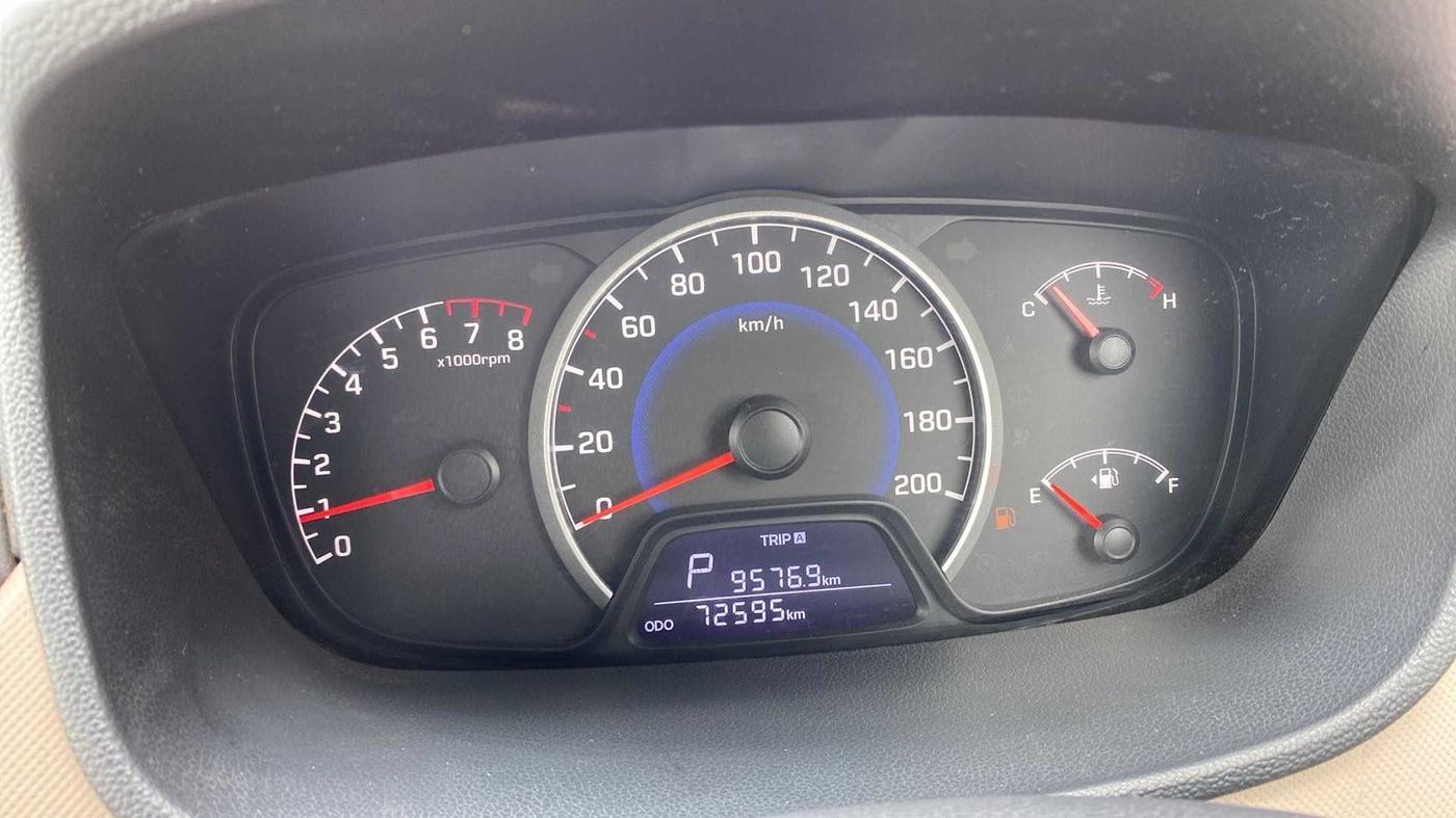 2017 Hyundai Grand i10 SPORTZ (O) AT 1.2 KAPPA VTVT, Petrol, Automatic, 72,658 km, Odometer Image