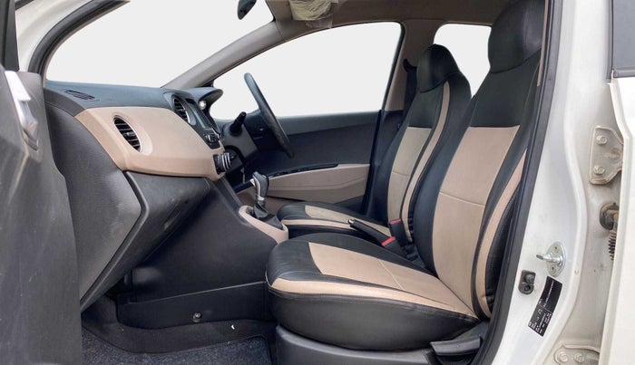 2017 Hyundai Grand i10 SPORTZ (O) AT 1.2 KAPPA VTVT, Petrol, Automatic, 72,658 km, Right Side Front Door Cabin