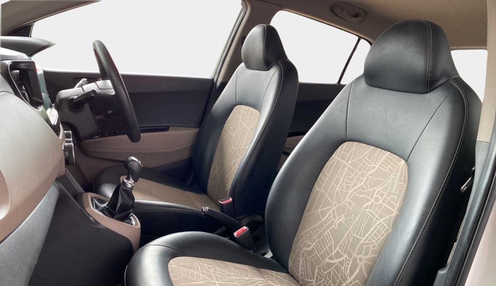2017 Hyundai Grand i10 SPORTZ 1.2 KAPPA VTVT, Petrol, Manual, 24,632 km, Right Side Front Door Cabin