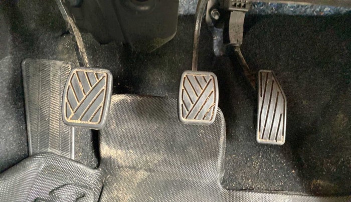 2023 Maruti Baleno ALPHA PETROL 1.2, Petrol, Manual, 10,731 km, Pedals