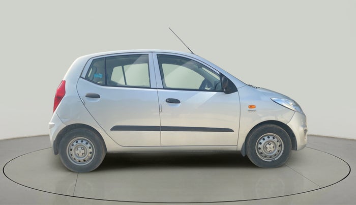 2016 Hyundai i10 MAGNA 1.1, Petrol, Manual, 66,052 km, Right Side