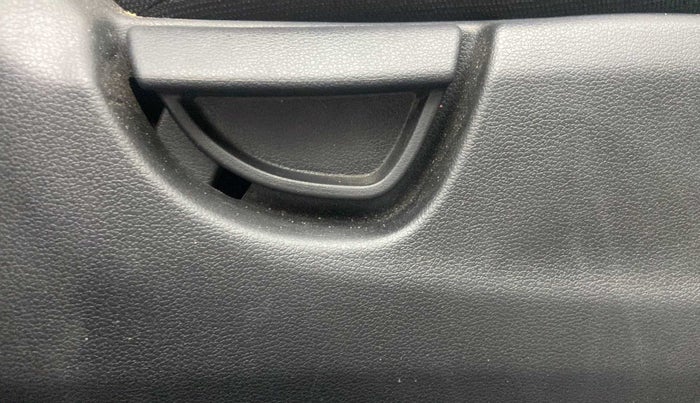 2019 Hyundai NEW SANTRO MAGNA, Petrol, Manual, 33,673 km, Driver Side Adjustment Panel