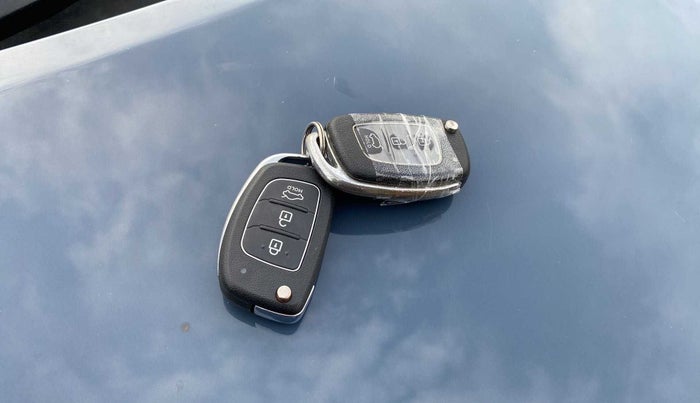 2015 Hyundai Elite i20 SPORTZ 1.2, Petrol, Manual, 86,015 km, Key Close Up