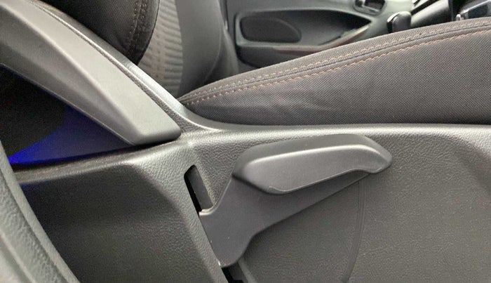 2020 Ford FREESTYLE TITANIUM PLUS 1.2 PETROL, Petrol, Manual, 23,758 km, Driver Side Adjustment Panel