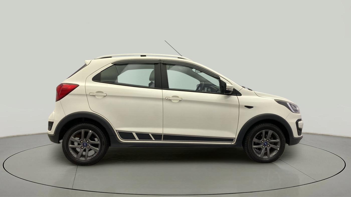 2020 Ford FREESTYLE TITANIUM PLUS 1.2 PETROL, Petrol, Manual, 23,758 km, Right Side View